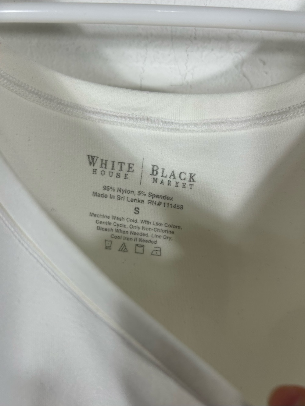 White House Black Market White Scoop Neck Essential Tank Top Cami Small - Picture 4 of 4